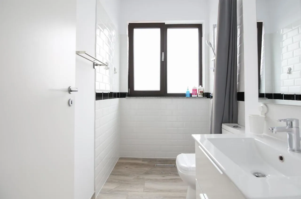 Vitan Central Oasis ---Free Secured Private Parking---Self Check-In-- Lägenhet Bukarest