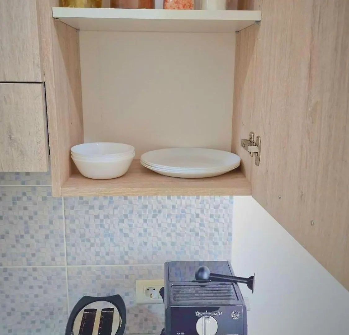 Vitan Central Oasis ---Free Secured Private Parking---Self Check-In-- Bukarest 0*,