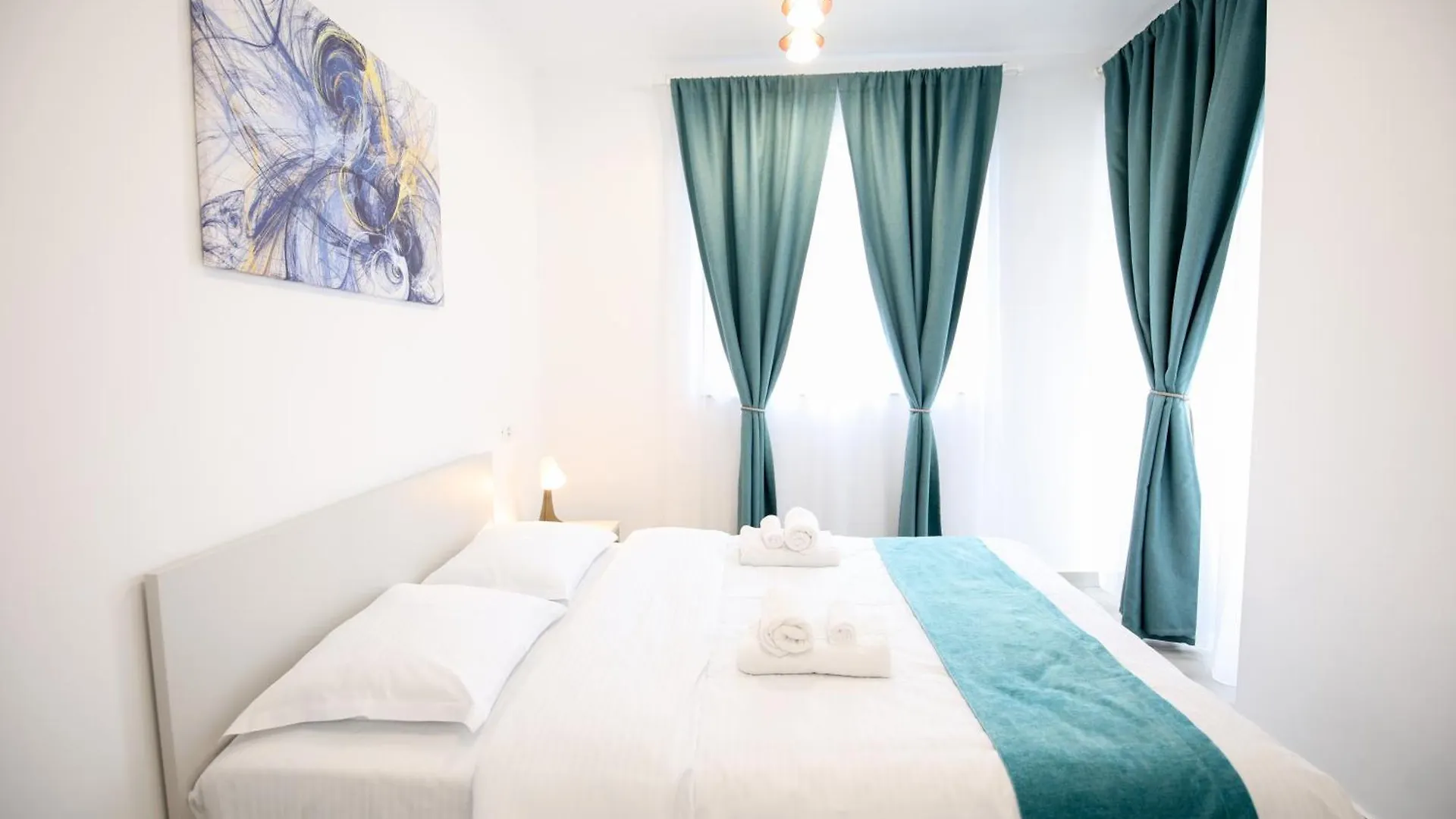 Vitan Central Oasis ---Free Secured Private Parking---Self Check-In-- Lägenhet Bukarest