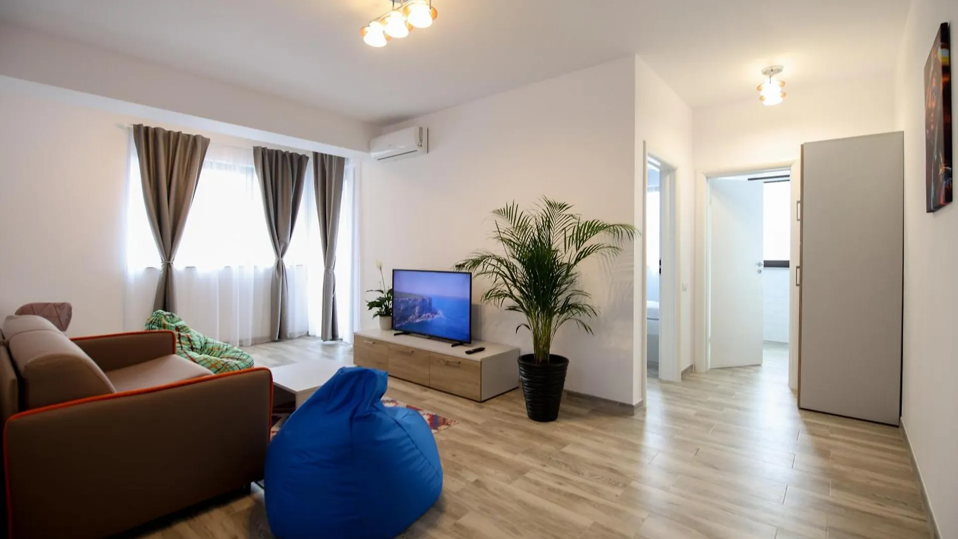 Vitan Central Oasis ---Free Secured Private Parking---Self Check-In-- Bukarest Románia