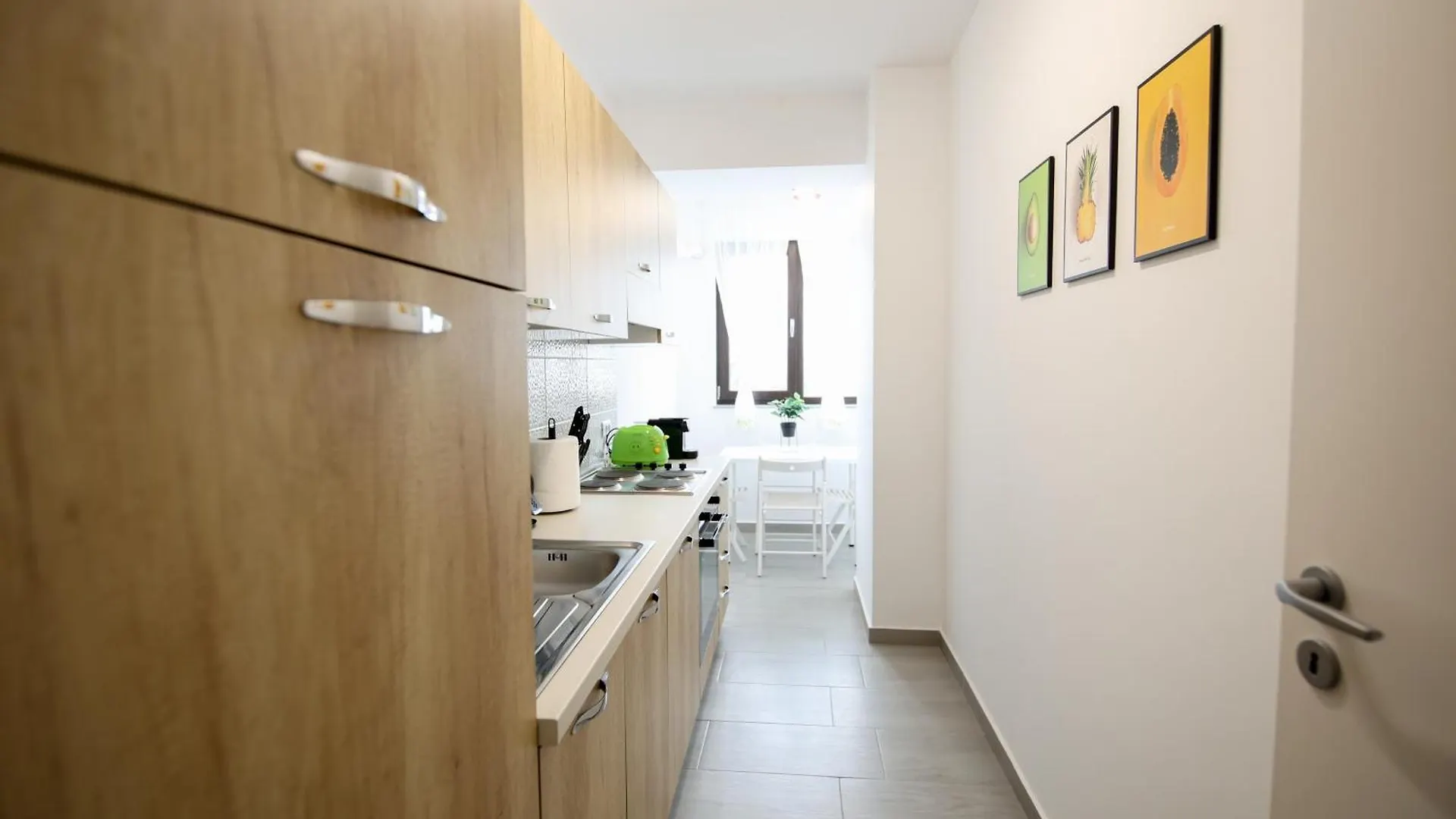 Vitan Central Oasis ---Free Secured Private Parking---Self Check-In-- Lägenhet Bukarest