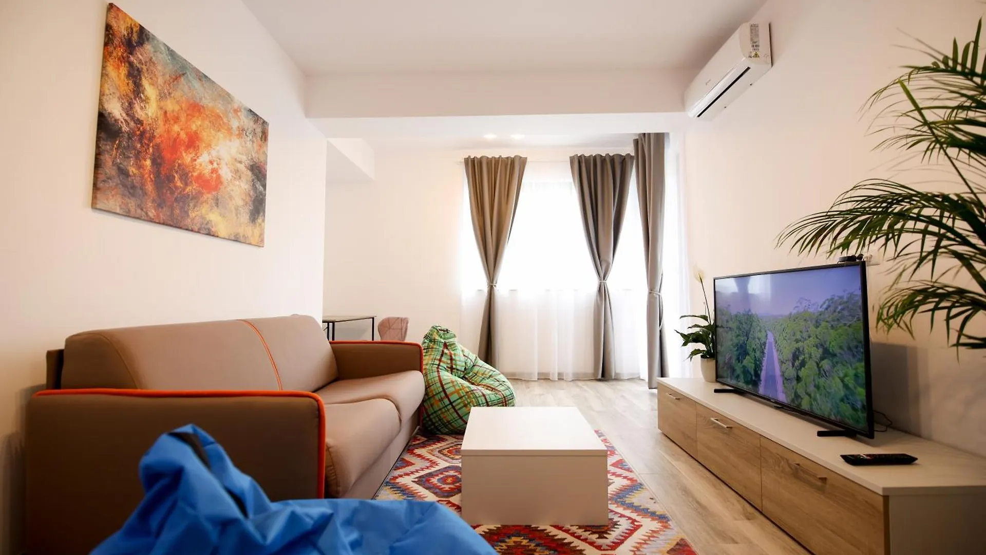 Vitan Central Oasis ---Free Secured Private Parking---Self Check-In-- Bukarest Apartman